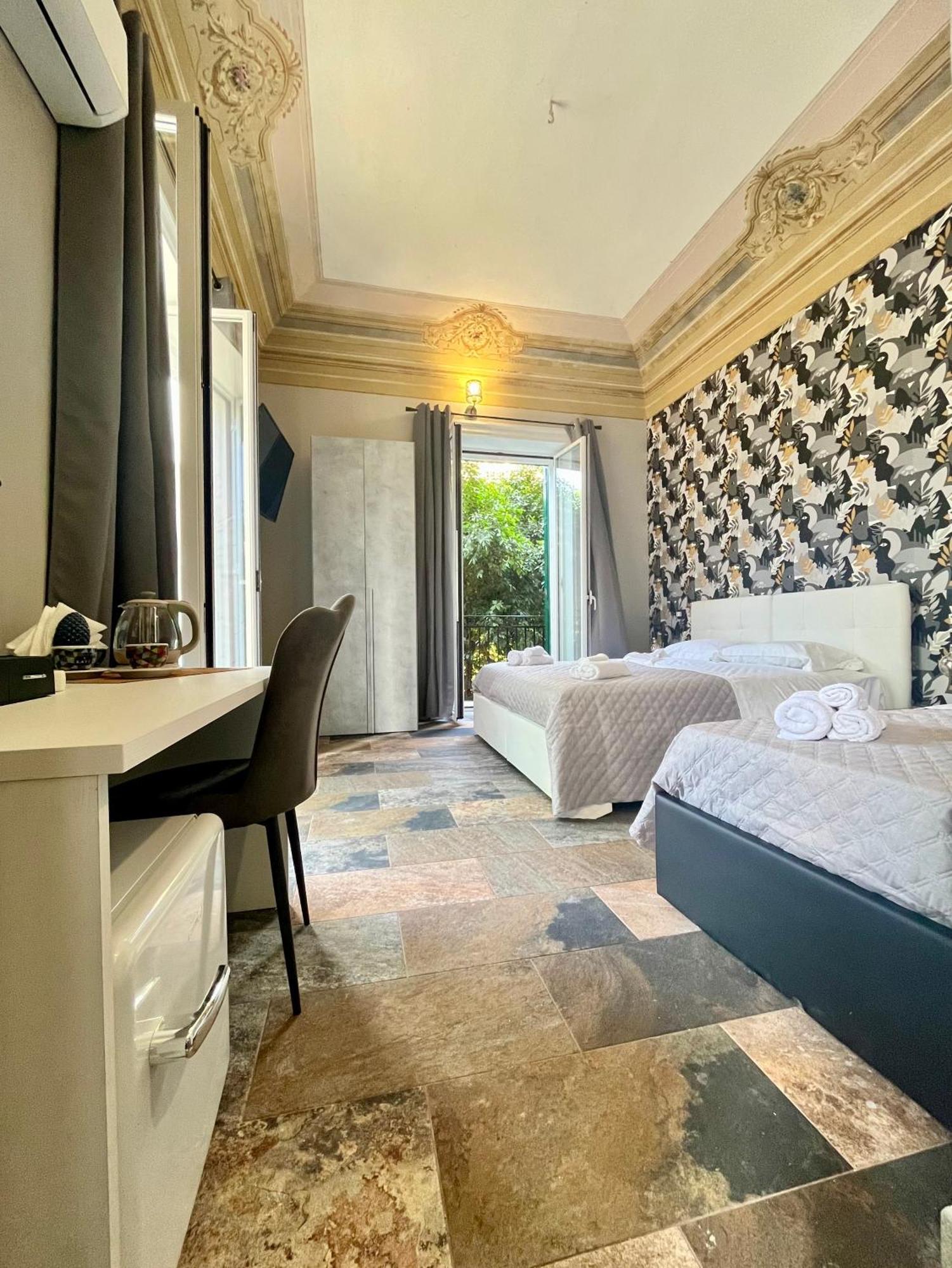 B&B Dimora Emily ปาแลร์โม ภายนอก รูปภาพ