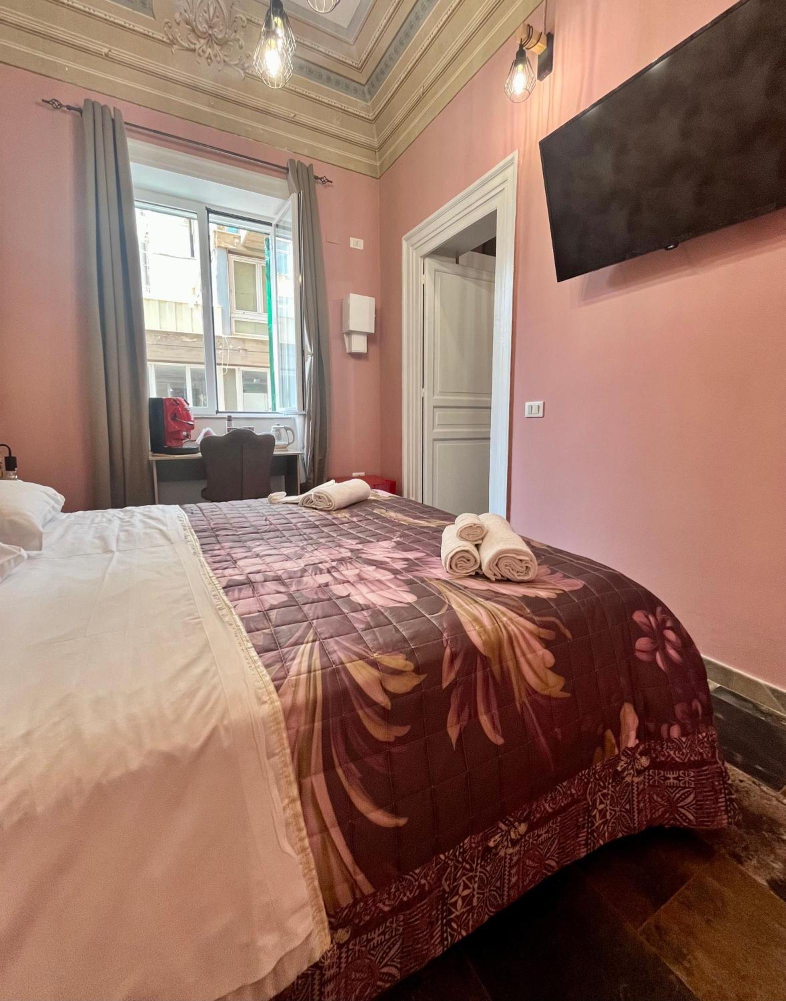 B&B Dimora Emily ปาแลร์โม ภายนอก รูปภาพ