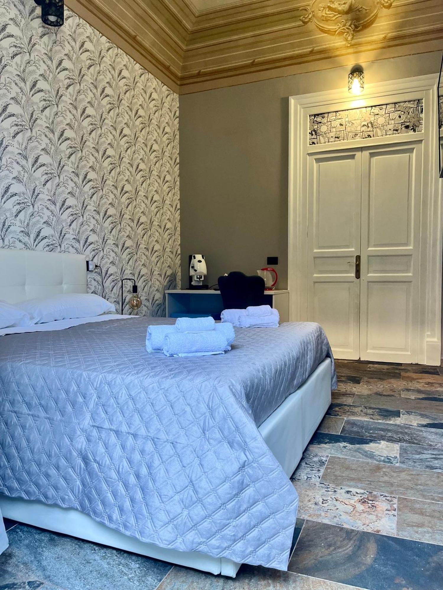 B&B Dimora Emily ปาแลร์โม ภายนอก รูปภาพ